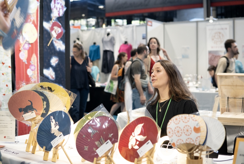 フランス・パリ「Japan Expo Paris 2025」に初出展 — 展示・即売と制作実演のご報告 02